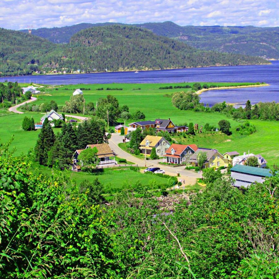 Panoramique Du Fjord Apartment L'Anse-Saint-Jean Exterior photo